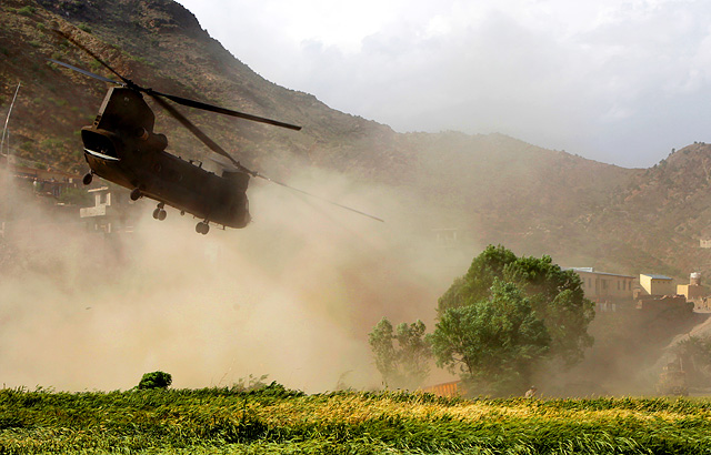 Boeing CH-47F Chinook